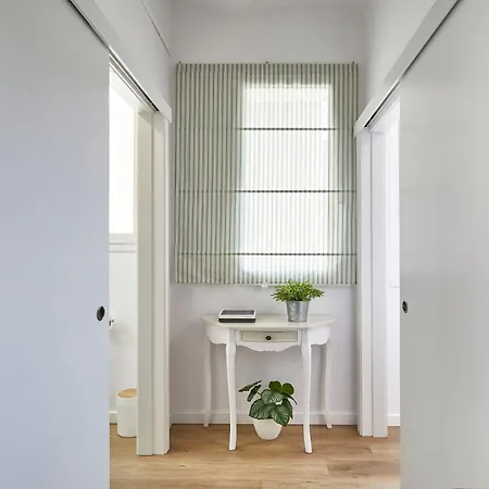 Bbarcelona Sagrada Familia Garden Apartment *
