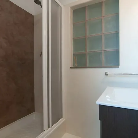 Bbarcelona Sagrada Familia Garden Apartment *